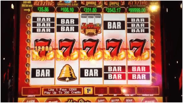 Hybrid slot machine