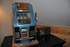 Vintage Mills 10 cent Slot Machine