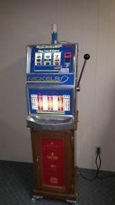 Nickel slot machine video poker antique