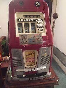 VINTAGE MILLS HI TOP SLOT MACHINE 5 CENT ONE ARMED BANDIT 1949 special award 777