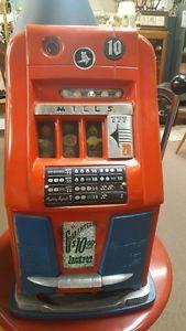 NICE 1940's RARE ANTIQUE 10 cent MILLS SLOT MACHINE ~ WORKS  AND PLAYS GREAT